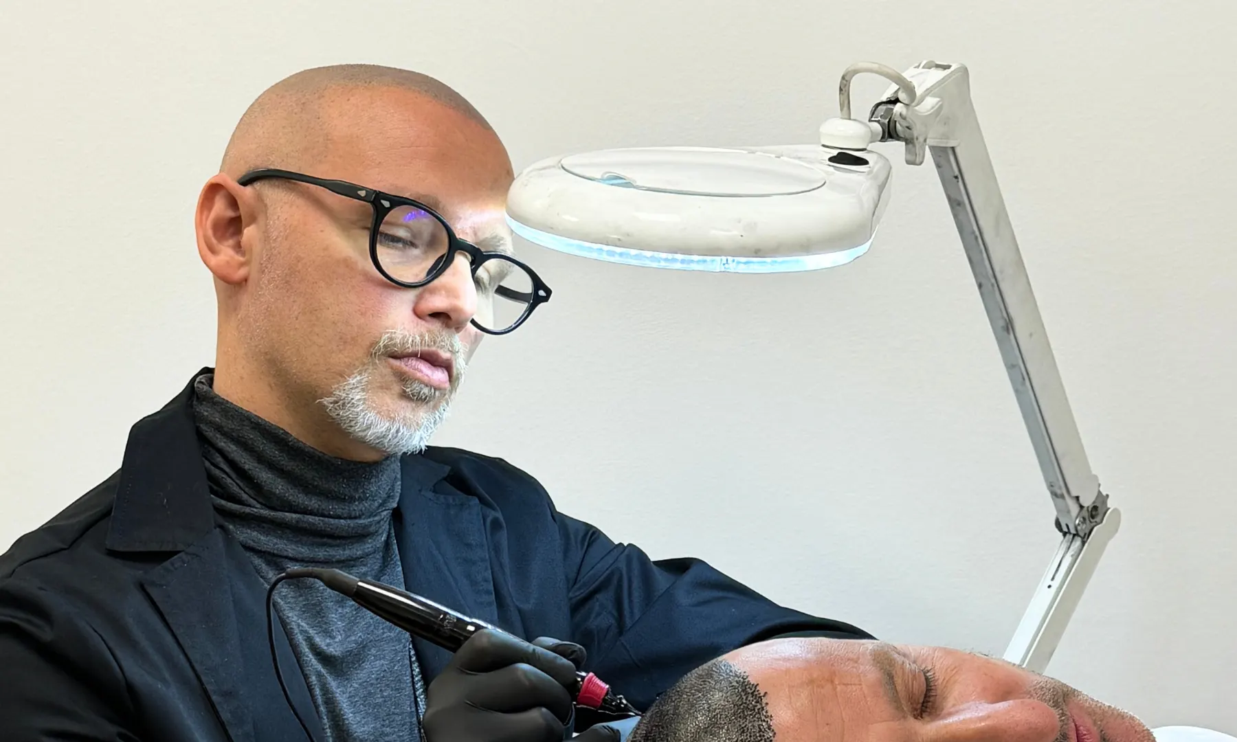 Daniele Ginnetti_ esperto della tricopigmentazione in Italia